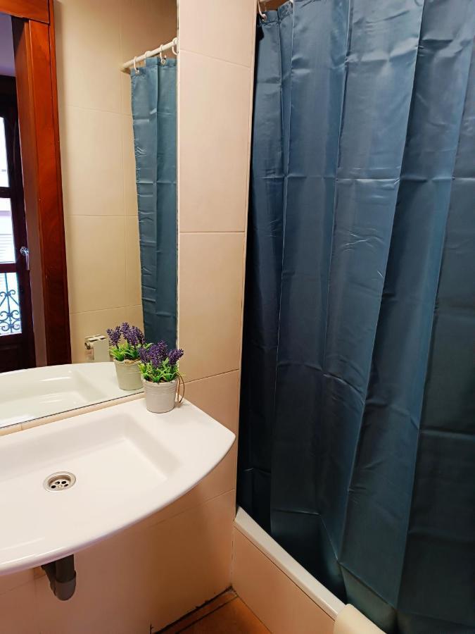 Corrala De San Anton. Sencillo Apartamento En Pleno Centro Granada Eksteriør bilde
